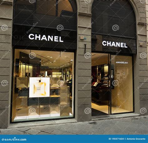 chanel italian rennicance line|Chanel france vs italy.